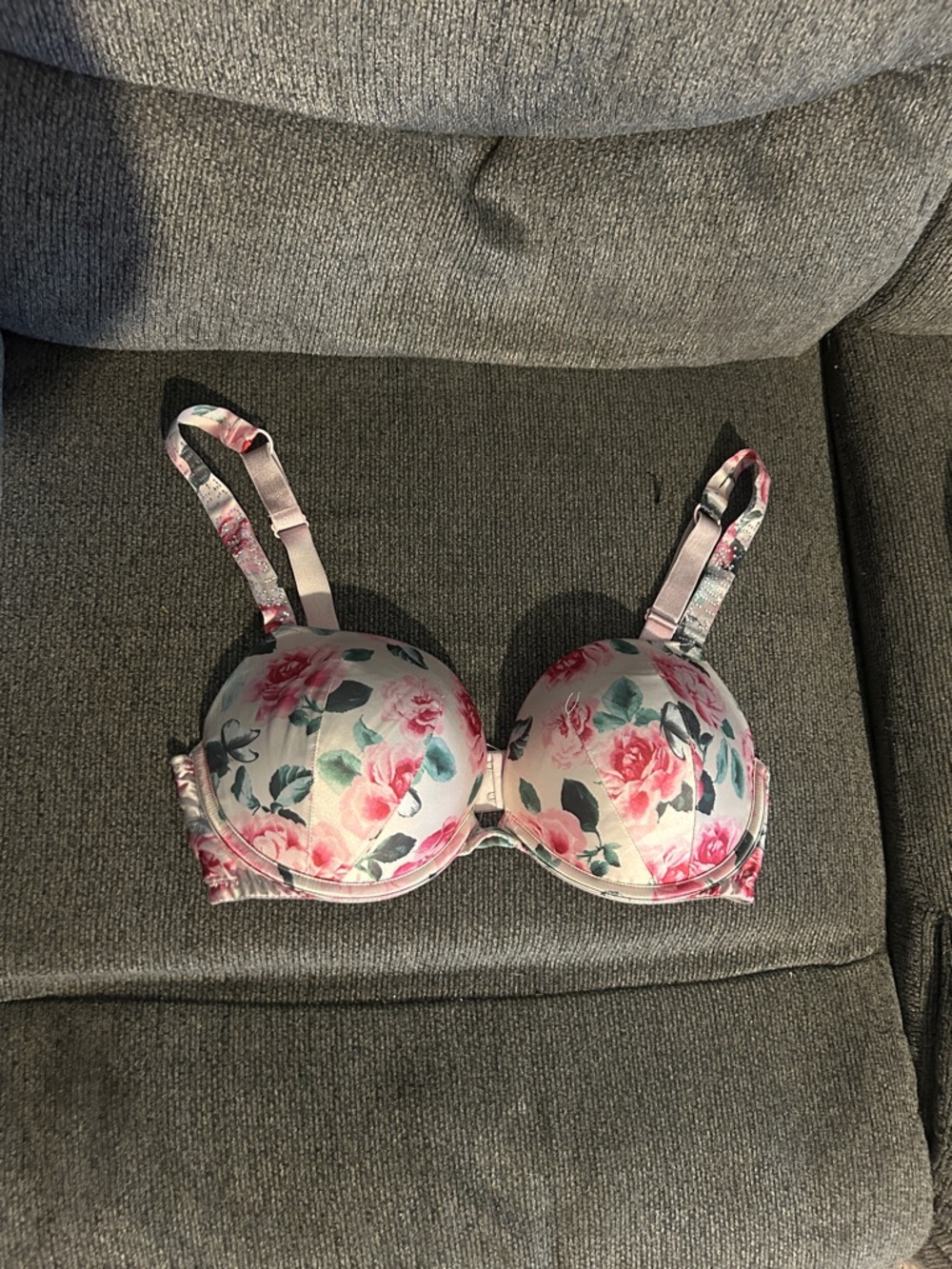 34D Victorias Secret Bling Push-up Bra